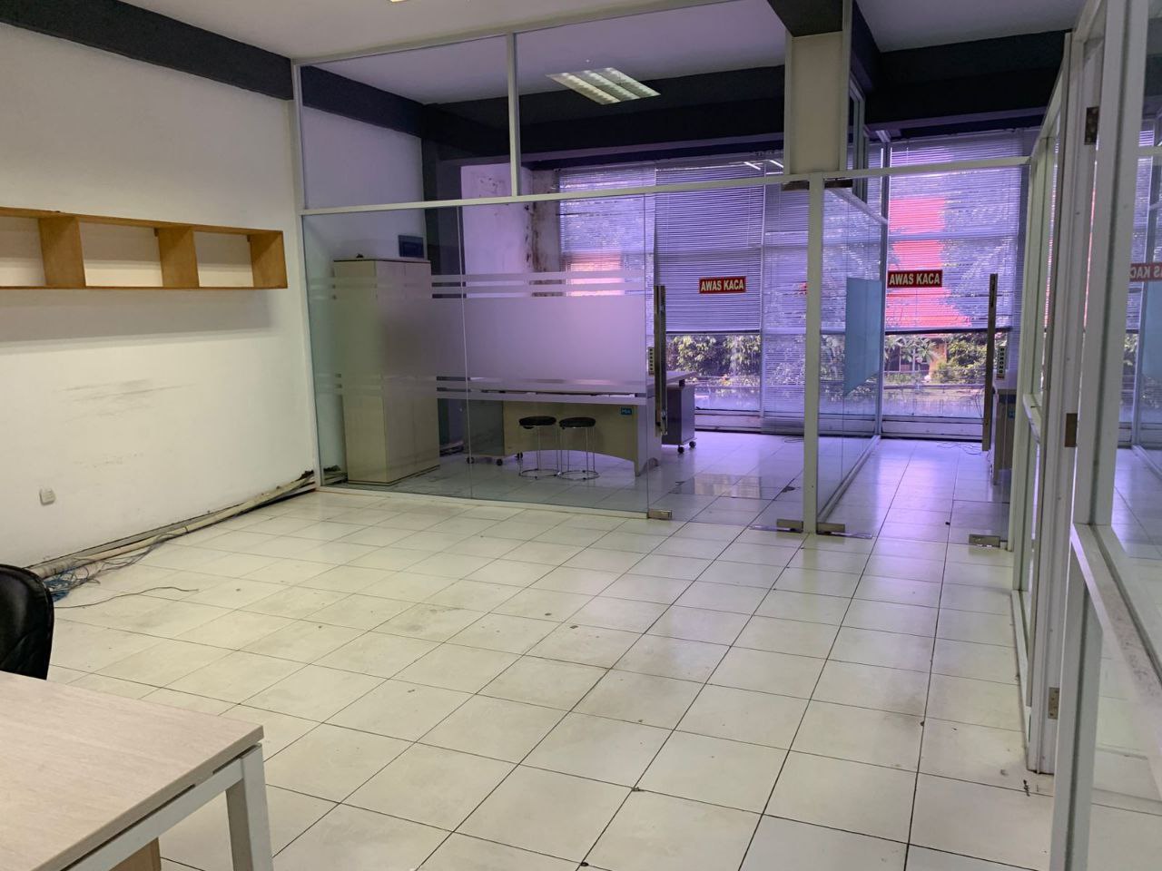 Disewakan 2 Ruko Gandeng Cocok Untuk Usaha Kawasan Premium di Permata Bintoro Surabaya Pusat - Thumbnail 3