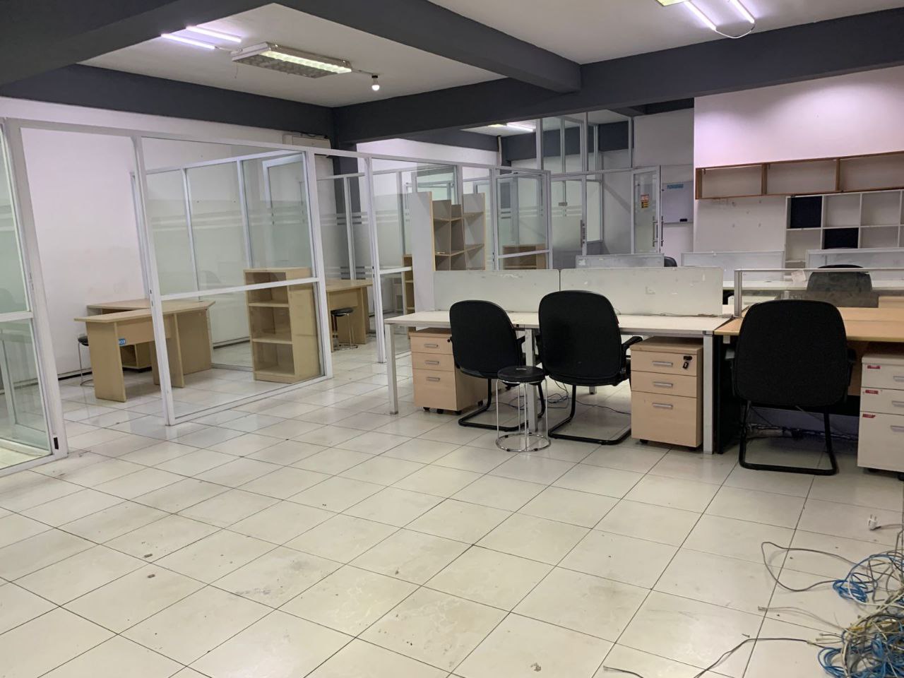 Disewakan 2 Ruko Gandeng Cocok Untuk Usaha Kawasan Premium di Permata Bintoro Surabaya Pusat - Thumbnail 7