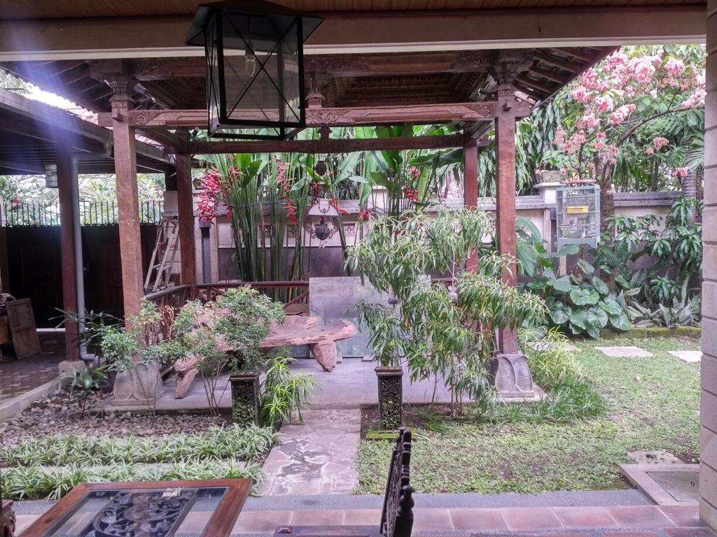 Dijual/Disewakan Rumah Mewah Nuansa Jawa Ketampon Lokasi Premium Strategis di Ketampon Citandui Surabaya Pusat - Thumbnail 9