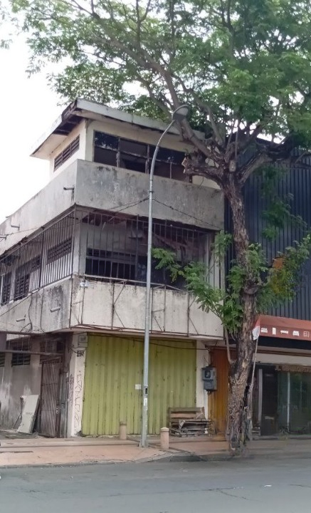 Dijual Ruko Komersial Strategis di Kawasan Gemblongan Surabaya Pusat - Image 1