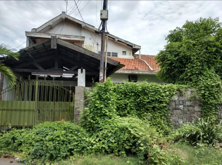 Jual Rumah Hitung Tanah Murah Strategis Ngagel Jaya Tengah Surabaya - Image 1