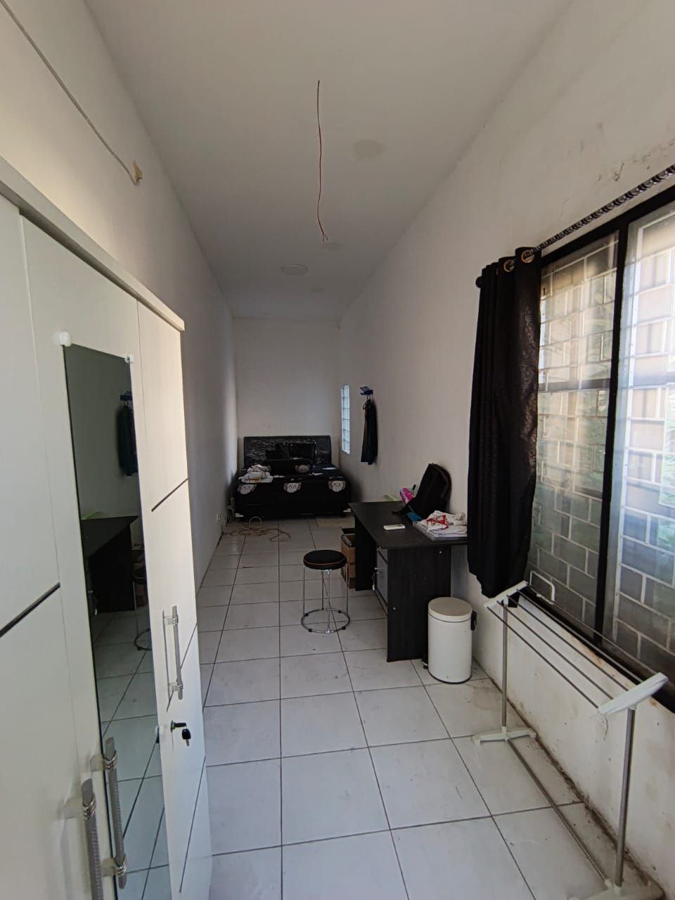 Disewakan Ruko Murah Lokasi Strategis di Kutisari Selatan Surabaya Selatan - Thumbnail 2