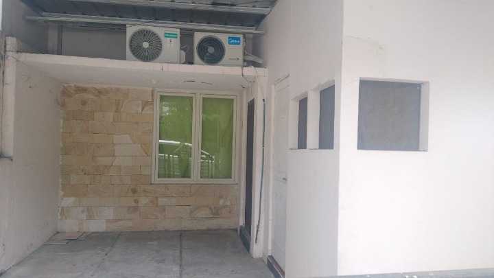 Dijual Rumah Bagus Harga Murah di Greenlake Wonorejo Surabaya Timur - Thumbnail 2