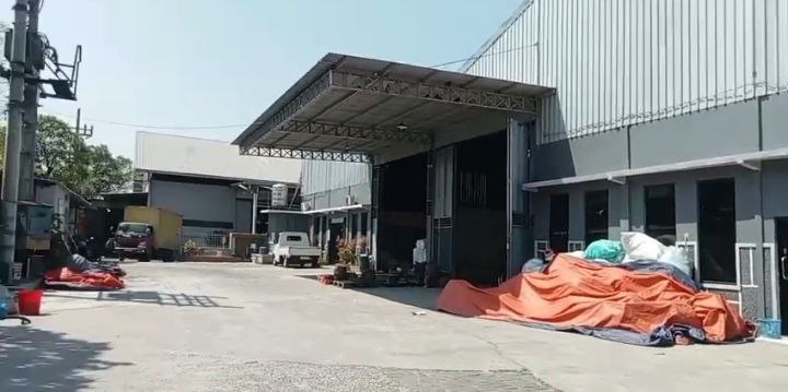 Dijual Gudang Lahan dan Bangunan Industri Menganti Gresik - Image 1
