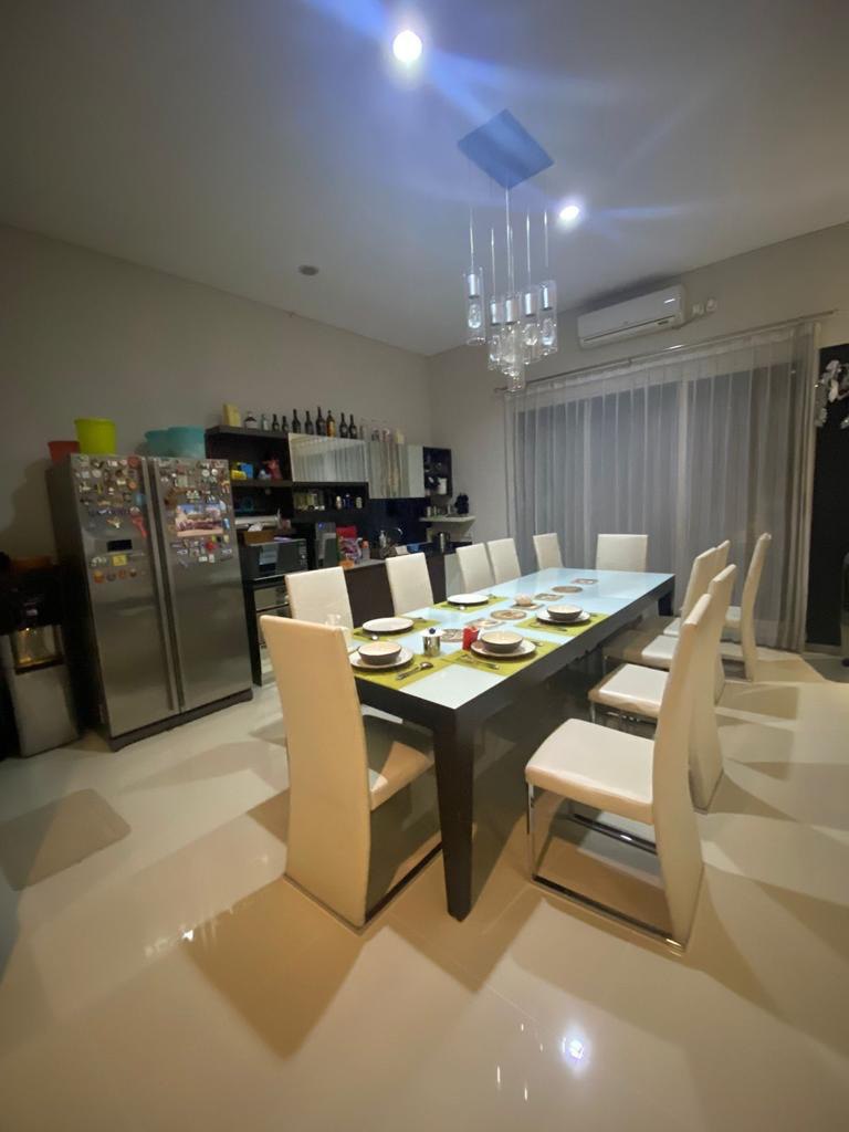 Dijual Rumah Mewah Kawasan Elit Raffles Garden Citraland Surabaya Barat - Thumbnail 2