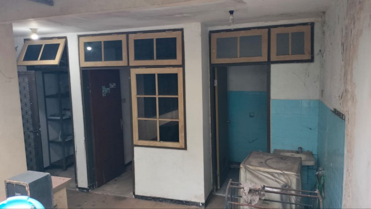 Dijual Rumah Strategis Dharmahusada Indah Barat Surabaya Timur - Thumbnail 3