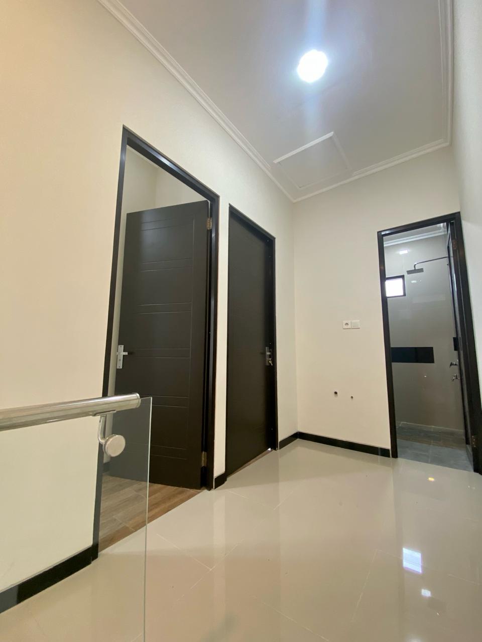 Dijual/Disewakan Rumah Minimalis di Kutisari Surabaya Selatan - Thumbnail 3