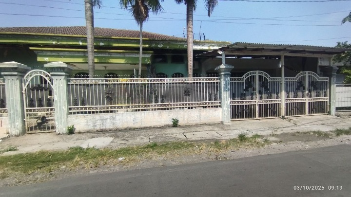 Dijual Rumah Strategis di Ngagel Jaya Tengah Surabaya Timur - Image 1