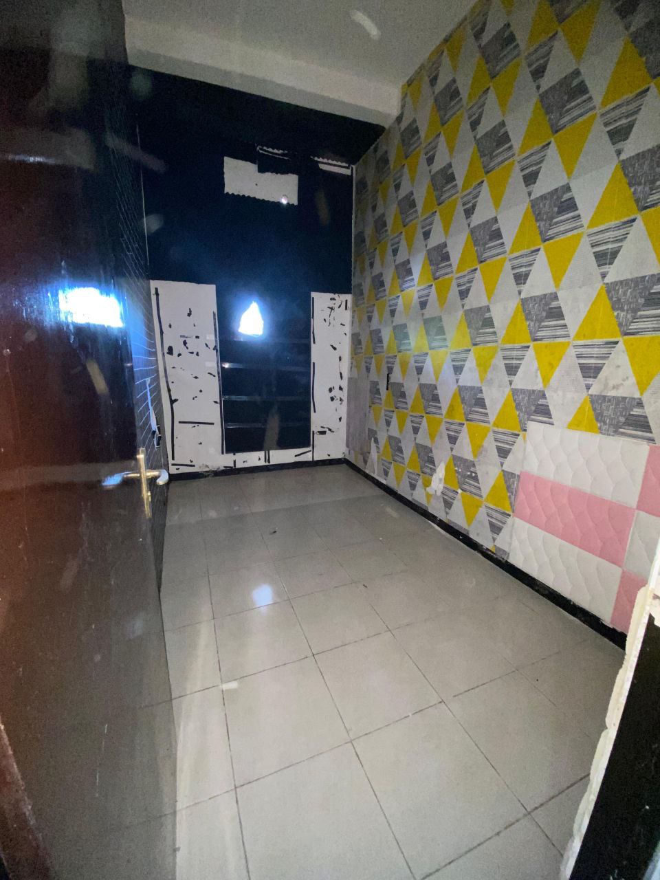 Dijual Rumah di Perum Western Village Benowo Surabaya Barat - Thumbnail 4