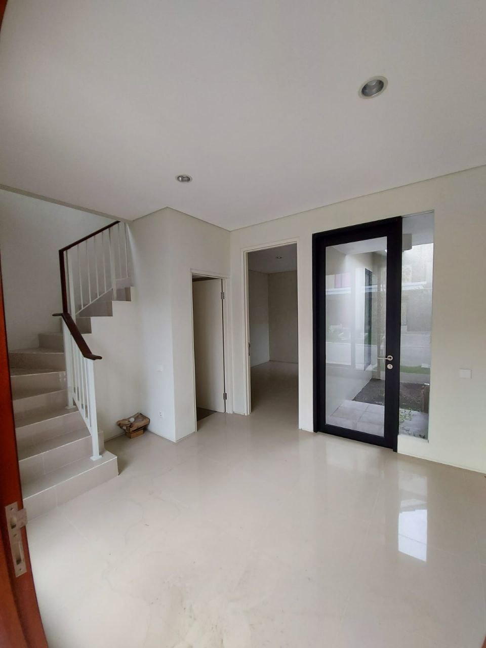 Dijual Rumah Perumahan Strategis Wilayah Northwest Lake Surabaya Barat - Thumbnail 2