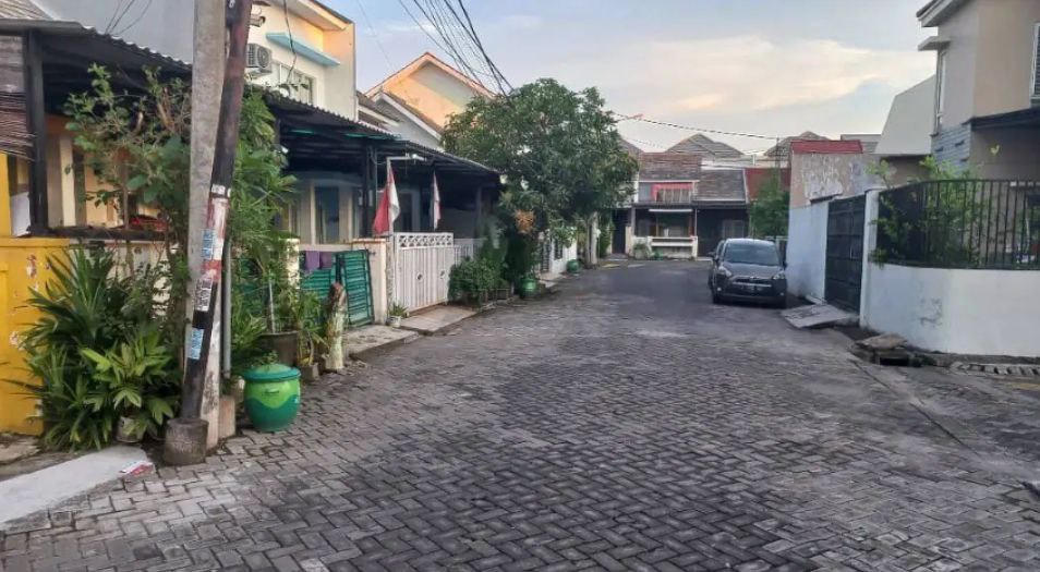 Dijual Rumah Minimalis dan Strategis di Grand Semanggi Residence Surabaya Timur - Thumbnail 2