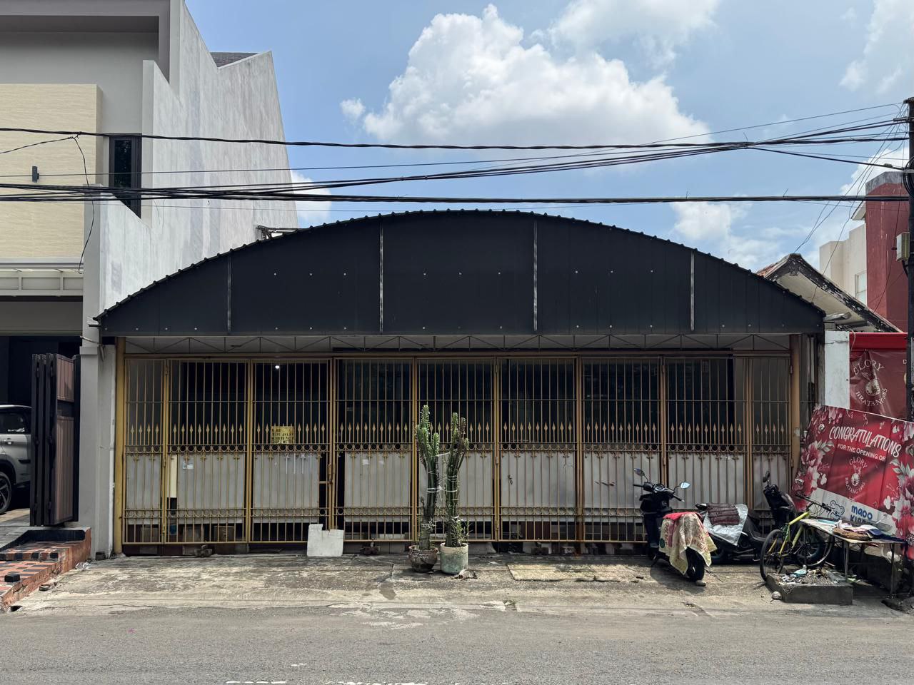 Dijual Rumah Luas dan Strategis di Ngagel Jaya Utara Surabaya Timur - Image 1