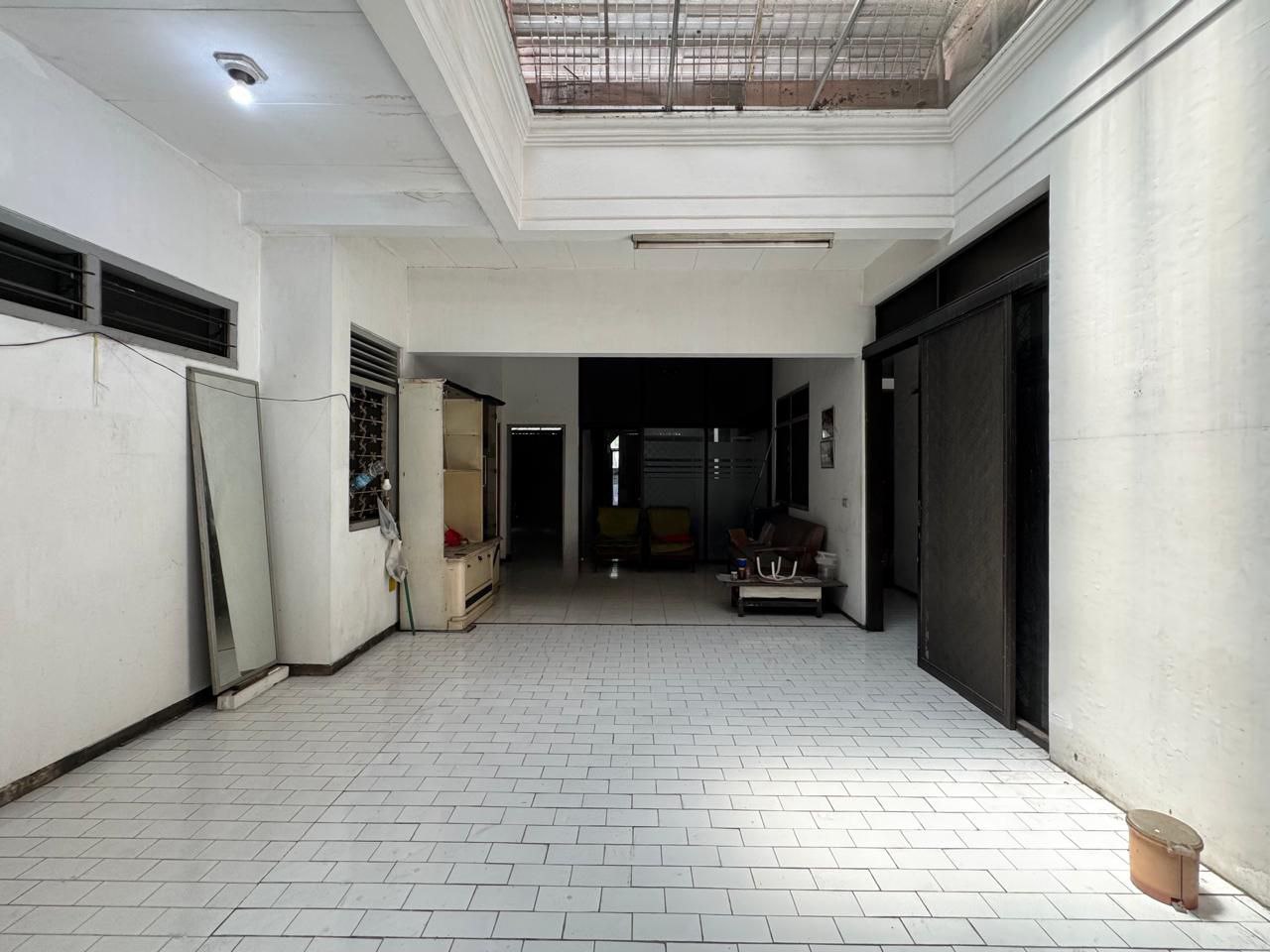 Dijual Rumah Luas dan Strategis di Ngagel Jaya Utara Surabaya Timur - Thumbnail 8