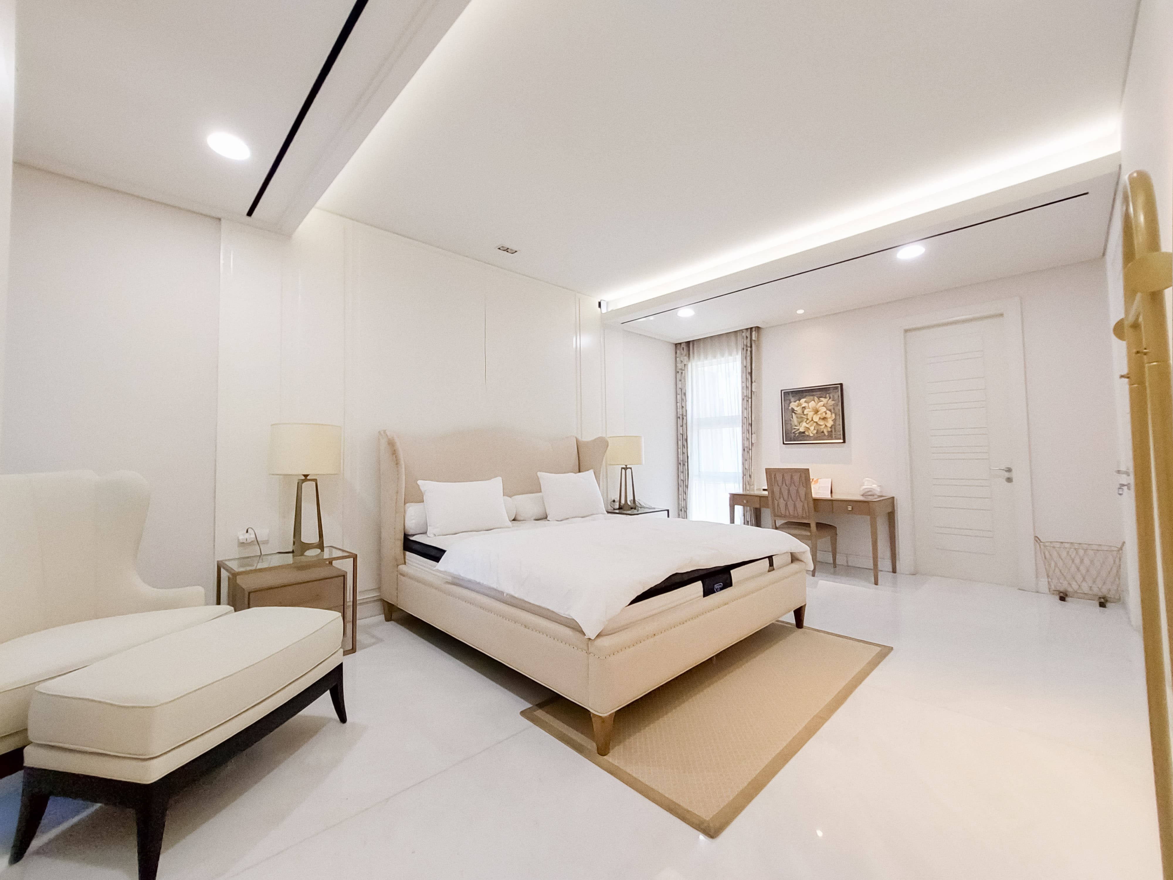 Dijual Rumah Mewah di Margorejo Indah Surabaya Selatan - Thumbnail 6