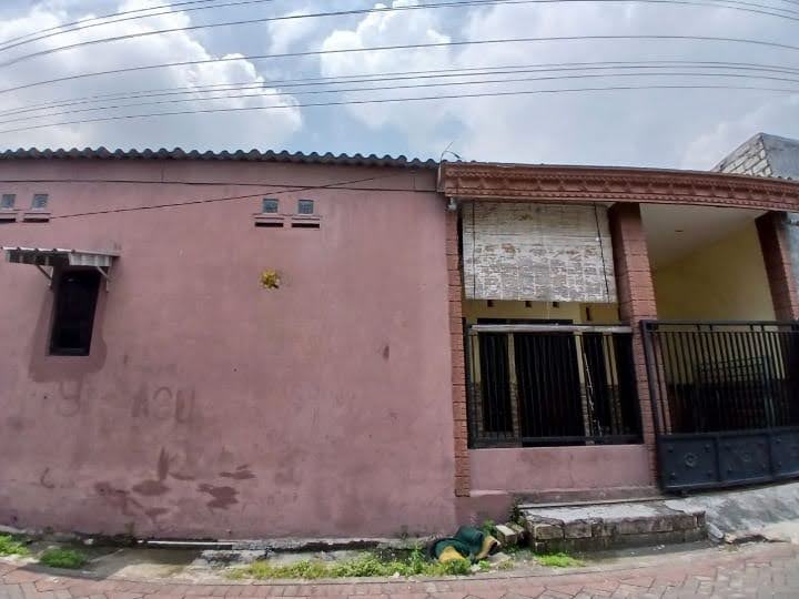 Dijual Murah Rumah di Kandangan Dharma Surabaya Barat - Image 1