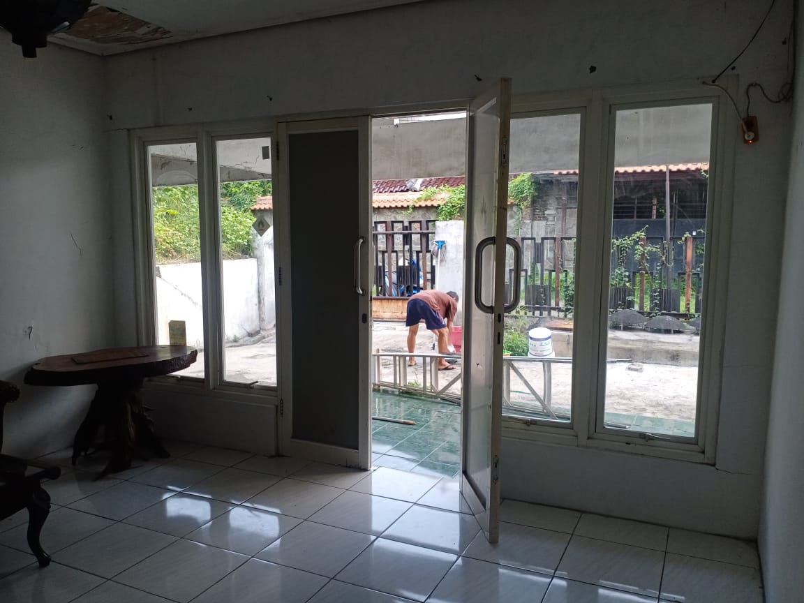 Dijual Rumah Luas Strategis Siap Huni di Surabaya Barat - Thumbnail 6
