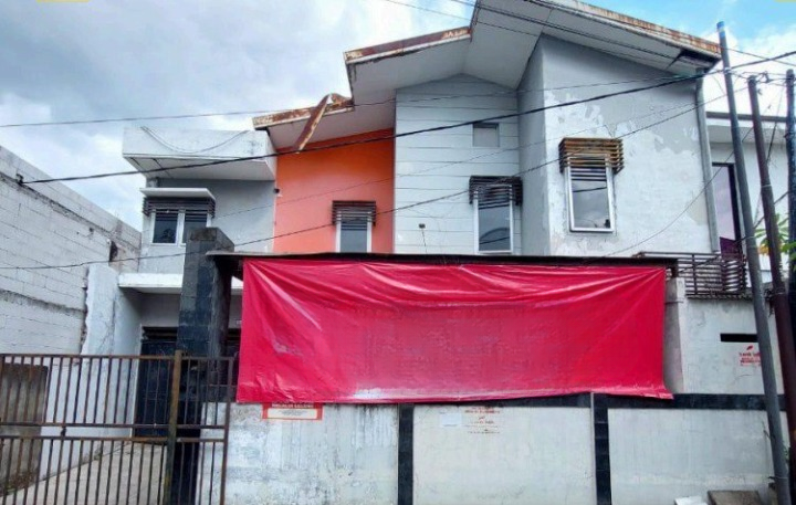 Dijual Rumah Nyaman Strategis di Jalan Gading Pantai Sukolilo Surabaya Timur - Image 1