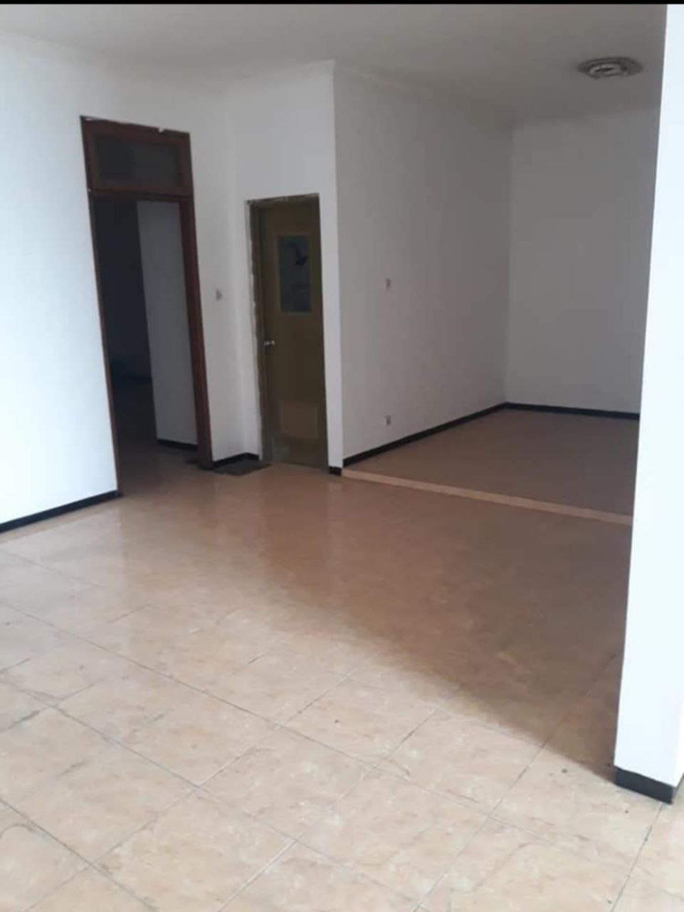 Dijual Rumah Bagus 2,5 Lantai di Sakura Regency Surabaya Selatan - Thumbnail 8