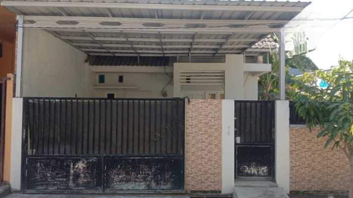 Dijual Rumah Luas Harga Murah di Western Village Benowo Surabaya Barat - Image 1