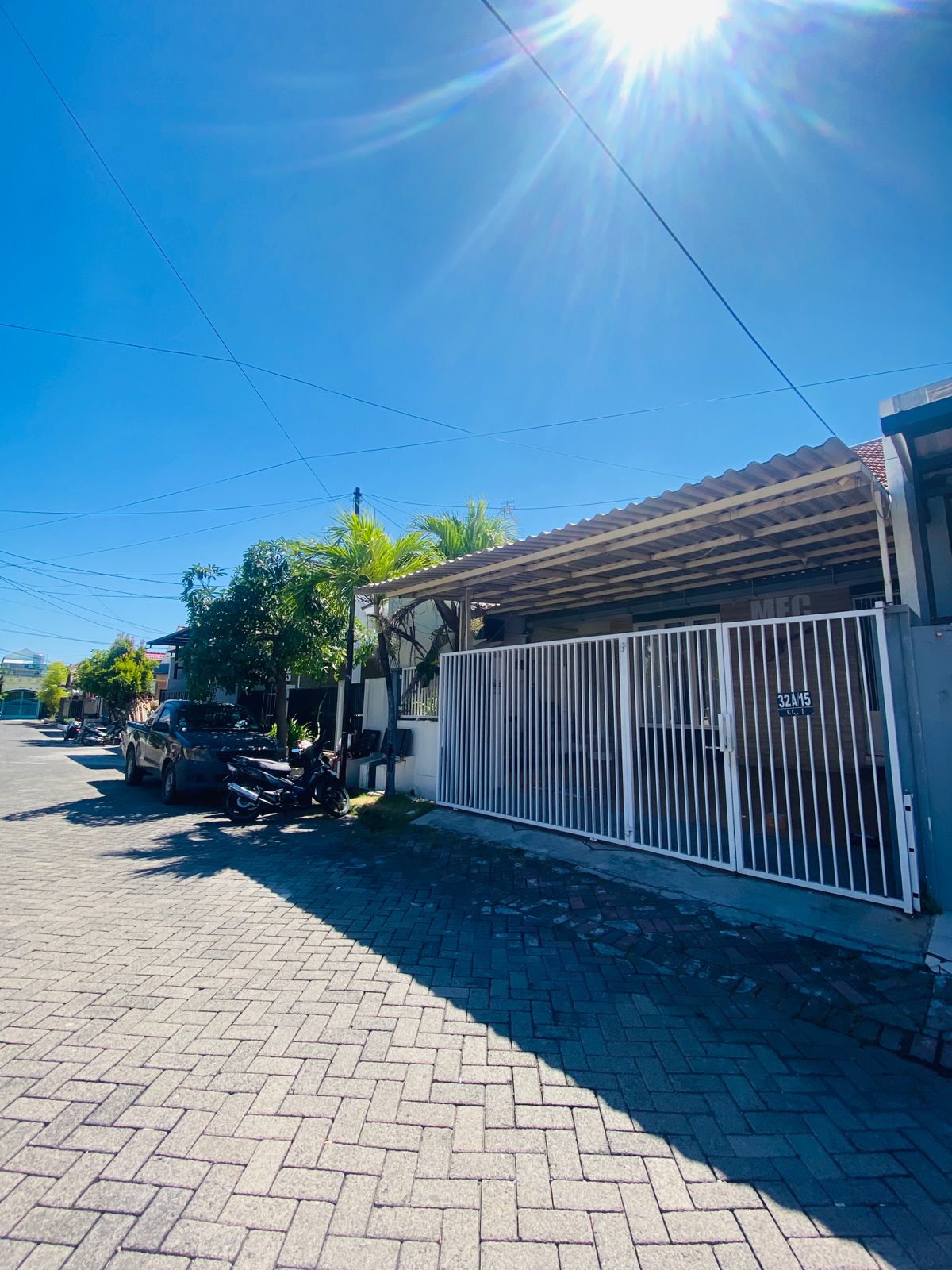 Dijual/Disewakan Rumah Usaha Siap Huni di Nirwana Eksekutif, Surabaya Timur - Image 1