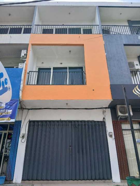 Disewakan Ruko 3 Lantai Komersial Strategis di Gayungsari Barat Surabaya Selatan - Image 1