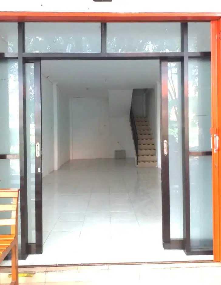 Disewakan Ruko 3 Lantai Komersial Strategis di Gayungsari Barat Surabaya Selatan - Thumbnail 4