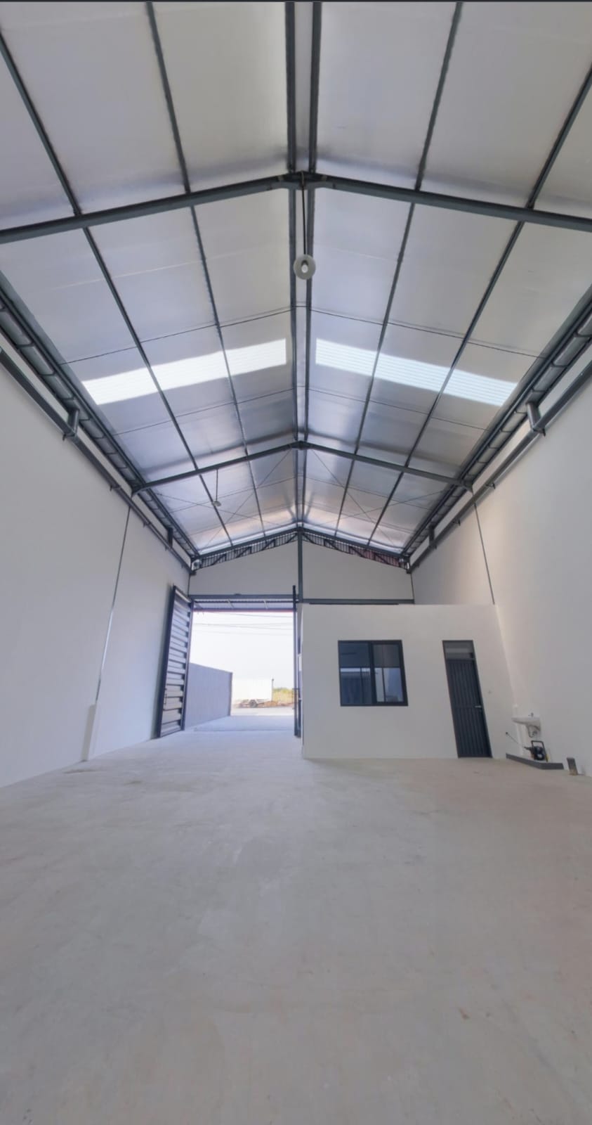 Dijual Gudang Baru Eksklusif di Central Industrial Park Sidoarjo - Thumbnail 3