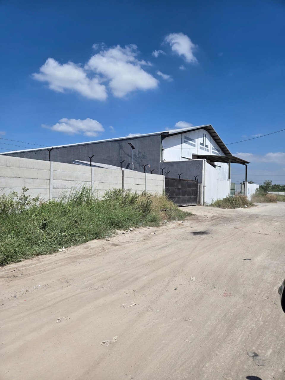 Dijual/Disewakan Gudang Luas di Kawasan Industri Bumi Maspion Romokalisari Surabaya Barat - Image 1