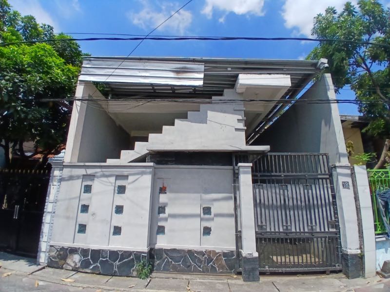 Dijual Rumah Kost di Jl. Sememi Rejo Asri Sememi dengan Potensi Income Stabil - Image 1