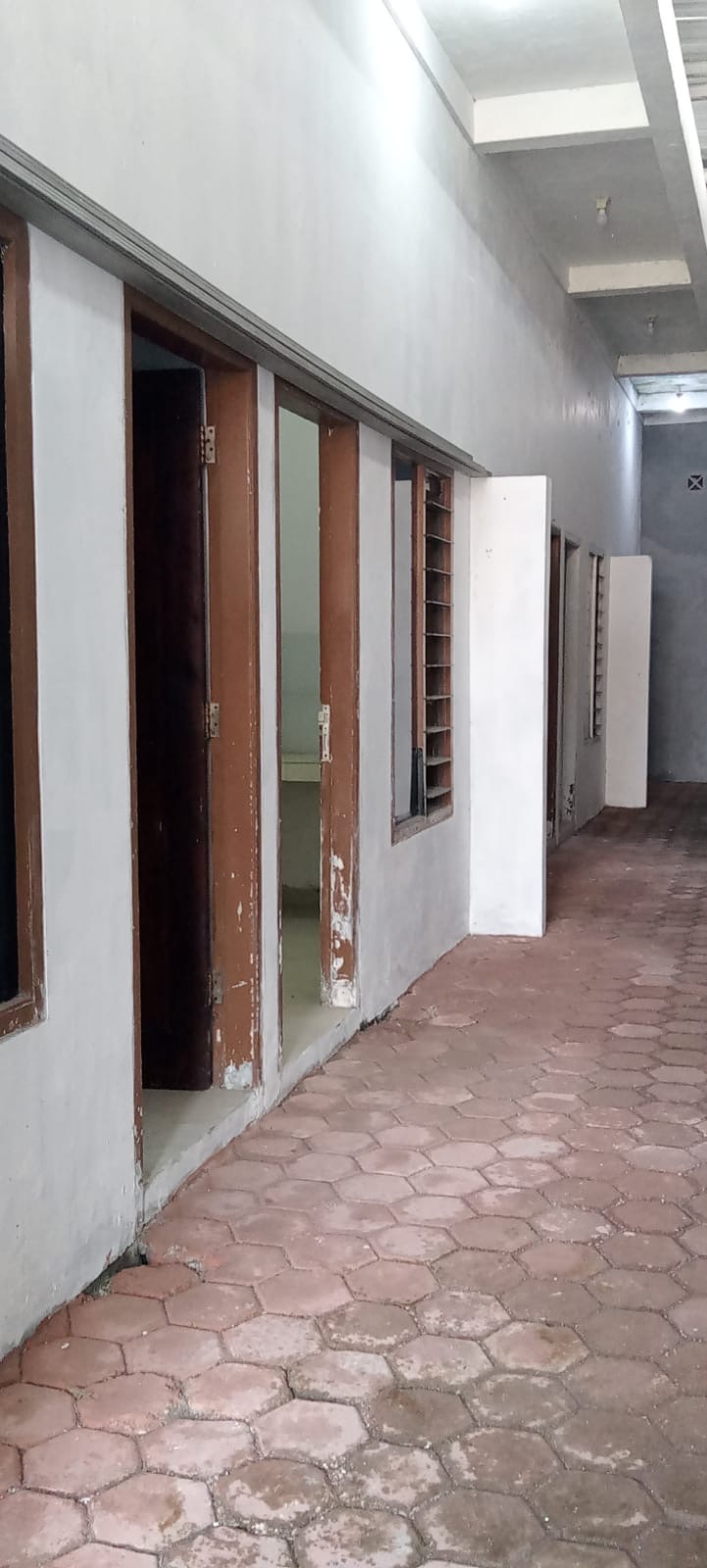 Dijual Rumah Kost di Jl. Sememi Rejo Asri Sememi dengan Potensi Income Stabil - Thumbnail 2