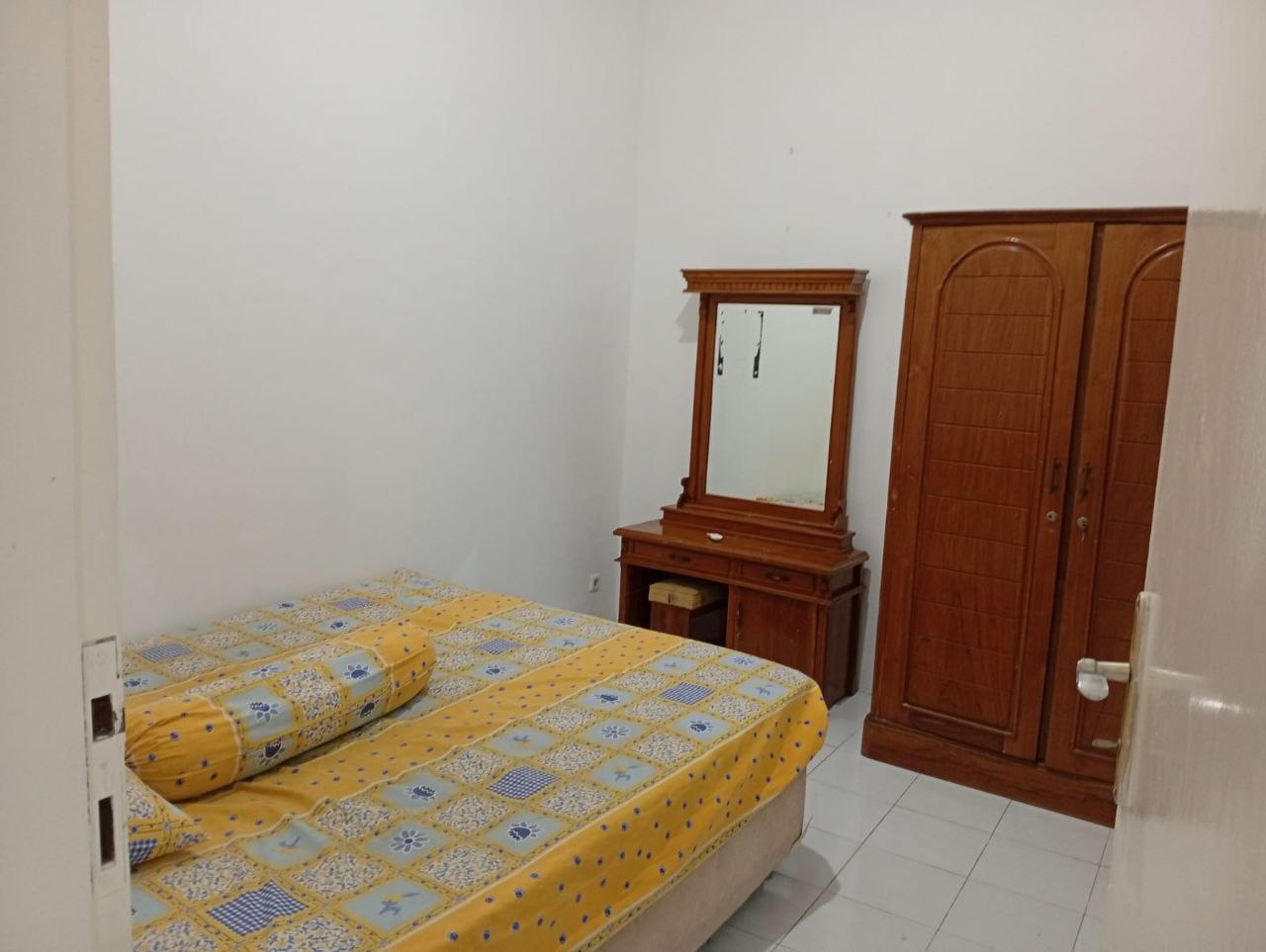 Disewakan Rumah Siap Huni Cocok untuk Mahasiswa di Bukit Palma Surabaya Barat - Thumbnail 4