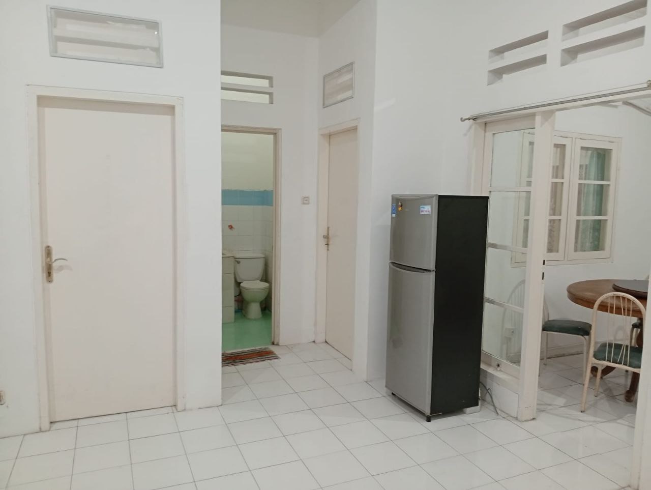 Disewakan Rumah Siap Huni Cocok untuk Mahasiswa di Bukit Palma Surabaya Barat - Thumbnail 8