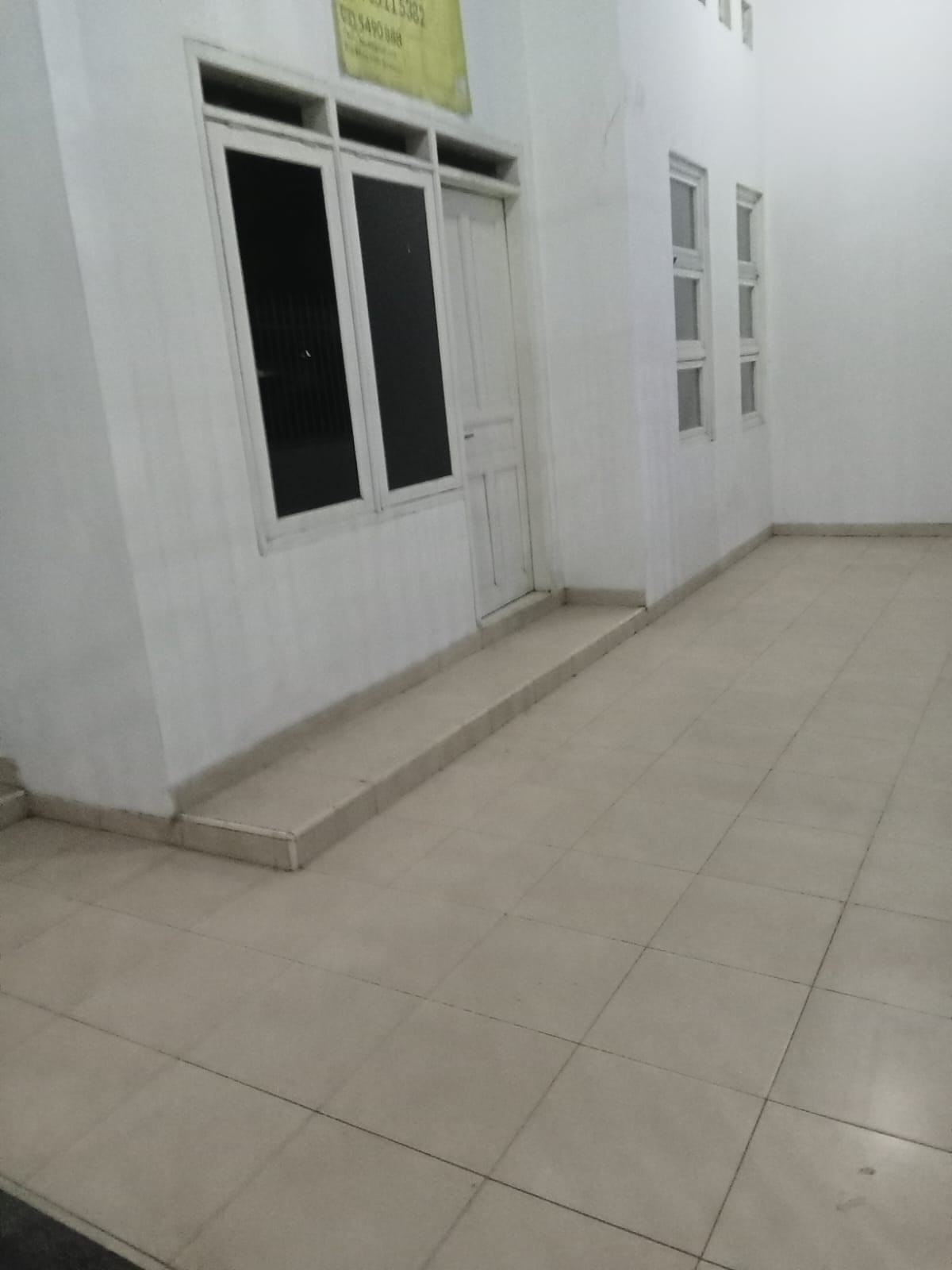 Dijual/Disewakan Rumah 2 Lantai Siap Huni di Pondok Benowo Indah, Surabaya Barat - Thumbnail 2