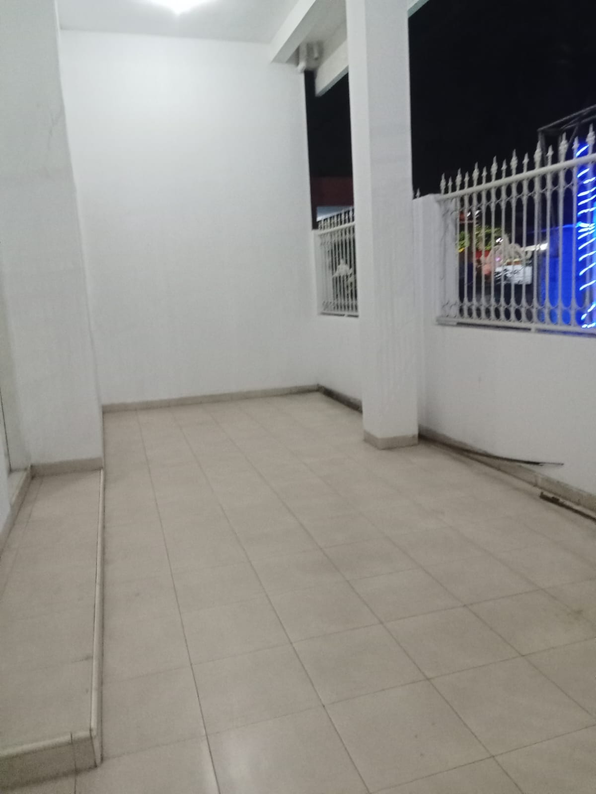 Dijual/Disewakan Rumah 2 Lantai Siap Huni di Pondok Benowo Indah, Surabaya Barat - Thumbnail 4