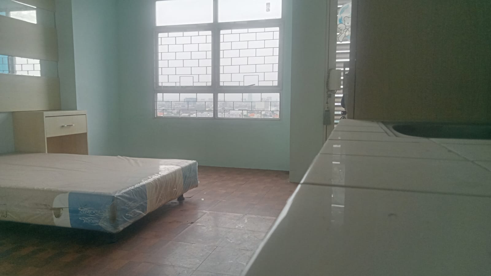 Sewa Apartemen Metropolis – Jalan Ngagel, Surabaya Timur – Studio Siap Huni Dekat Ubaya - Thumbnail 5