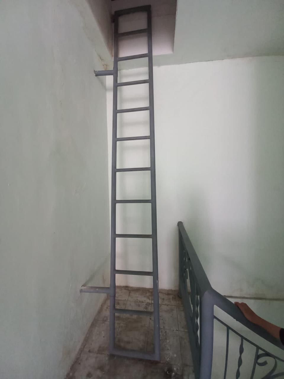 Dijual Ruko Jl. Kedungdoro Surabaya – Lokasi Bisnis Aktif dan Ramai Lalu Lintas - Thumbnail 2