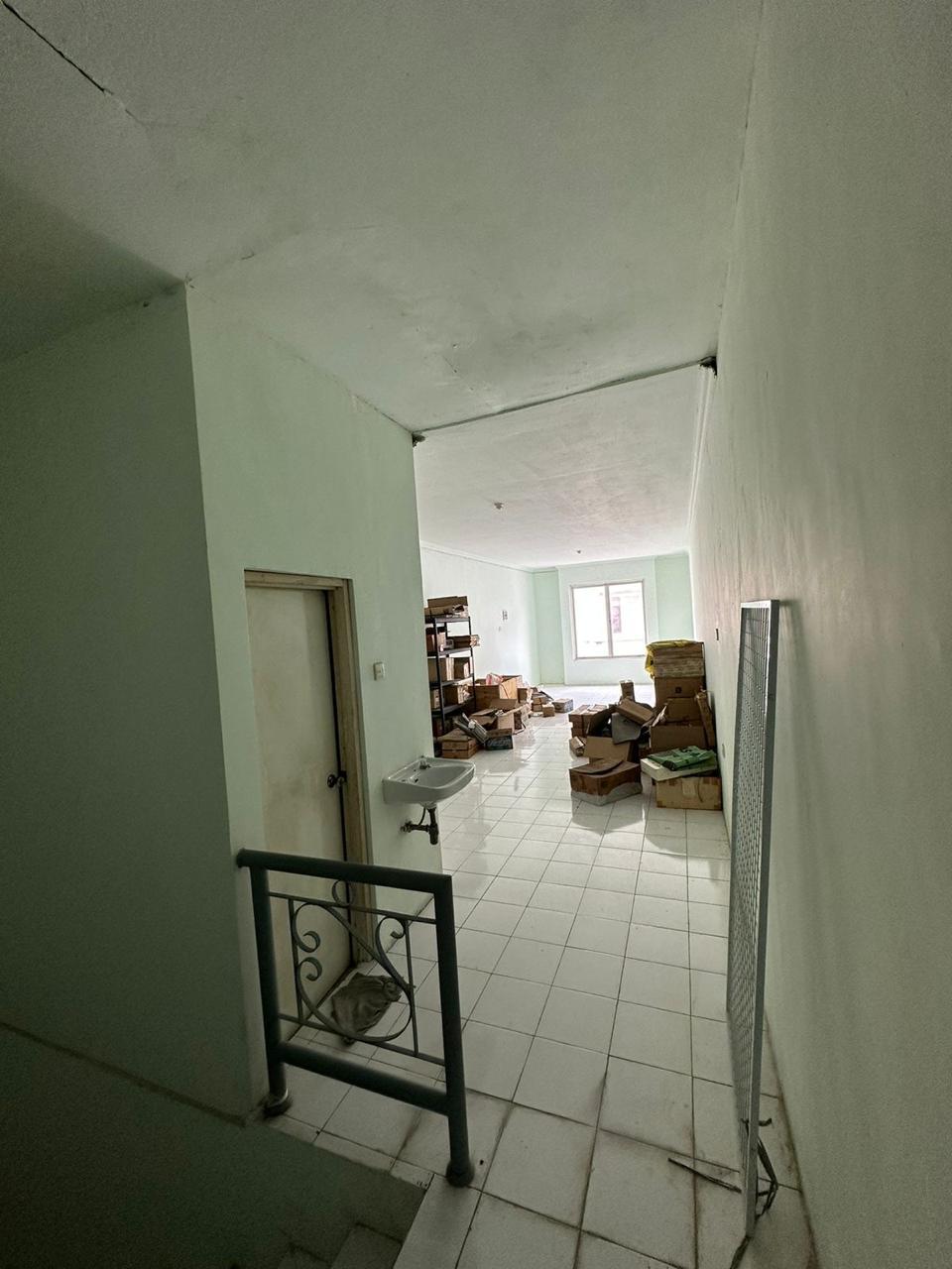 Dijual Ruko Jl. Kedungdoro Surabaya – Lokasi Bisnis Aktif dan Ramai Lalu Lintas - Thumbnail 4