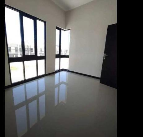 Dijual Rumah Jl. Gunung Anyar Grand Alana Surabaya dengan Lingkungan Tenang - Thumbnail 2