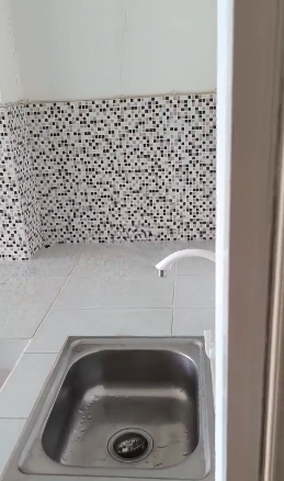 Dijual Apartemen 2BR Strategis di Puncak CBD Surabaya Barat - Thumbnail 2