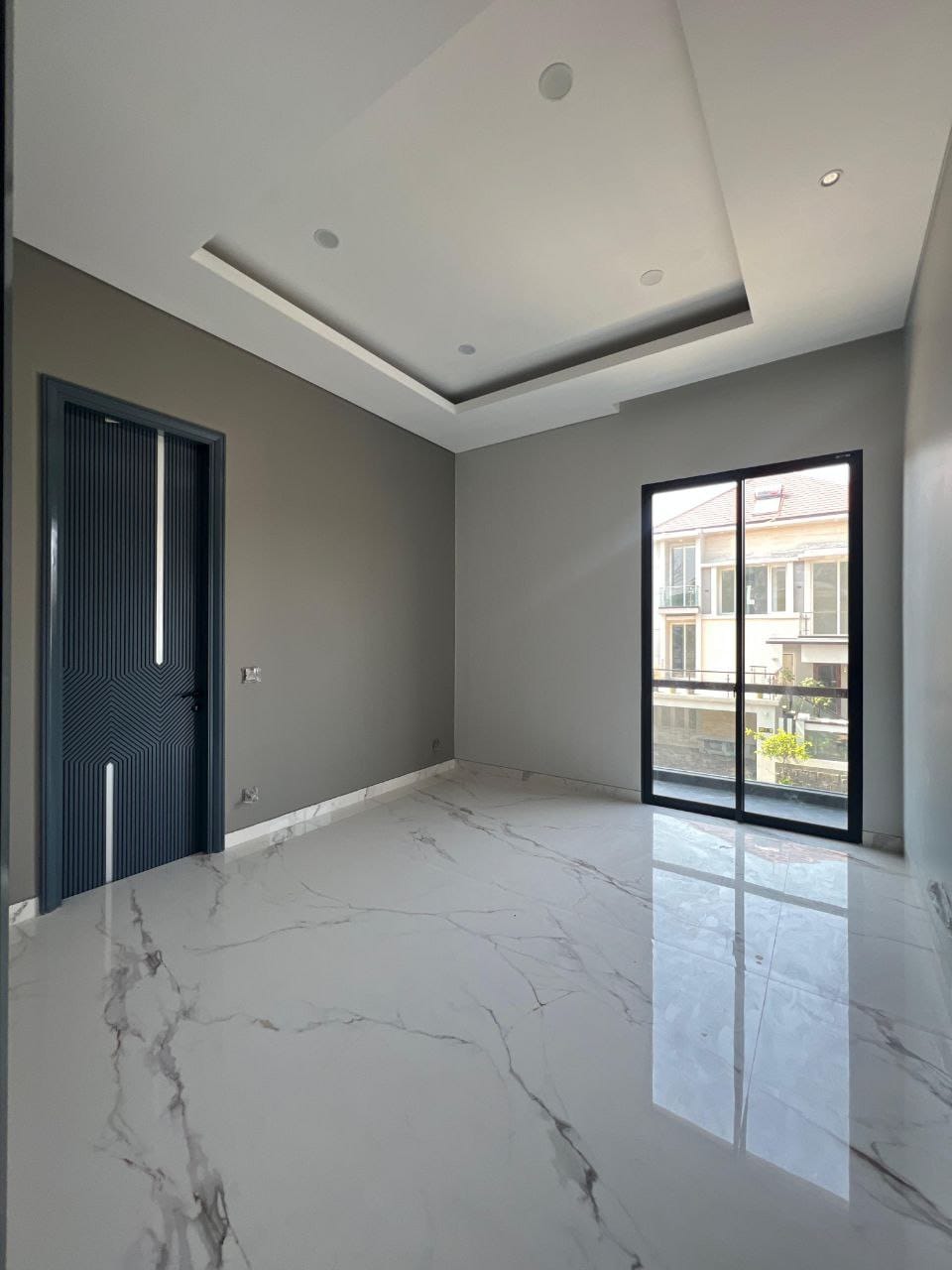 Jual Rumah Mewah Baru 2 Lantai Water Front Lokasi Premium Citraland Surabaya Barat - Thumbnail 6