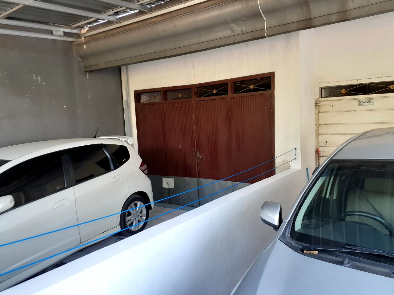 Dijual Rumah 2 Lantai dengan Kos Aktif di Ketintang Surabaya, Garasi Luas dan Penghasilan Bulanan - Thumbnail 3