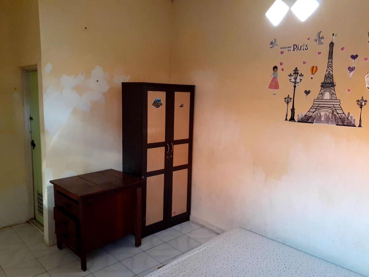 Dijual Rumah 2 Lantai dengan Kos Aktif di Ketintang Surabaya, Garasi Luas dan Penghasilan Bulanan - Thumbnail 5