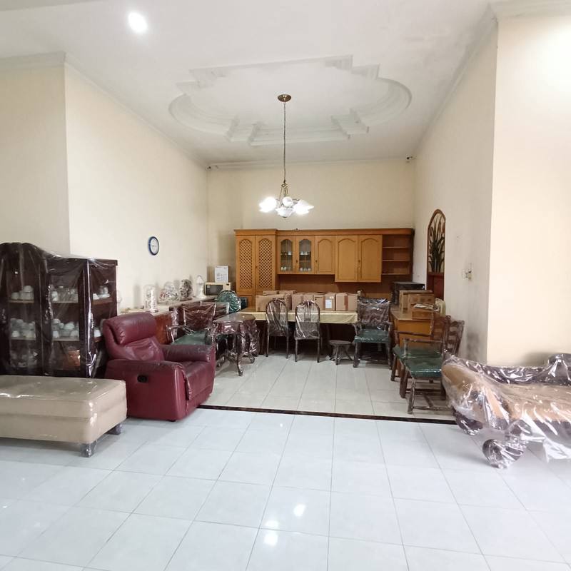 Dijual Rumah Strategis dan Siap Huni Manyar Kartika Surabaya Timur - Image 1