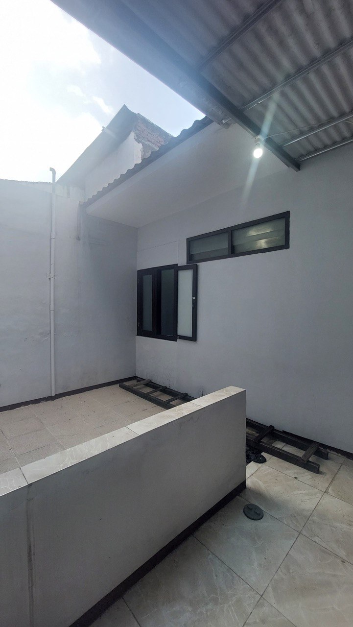 Dijual Rumah 1 Lantai Siap Huni di Darmo Indah Selatan Surabaya Barat - Thumbnail 2