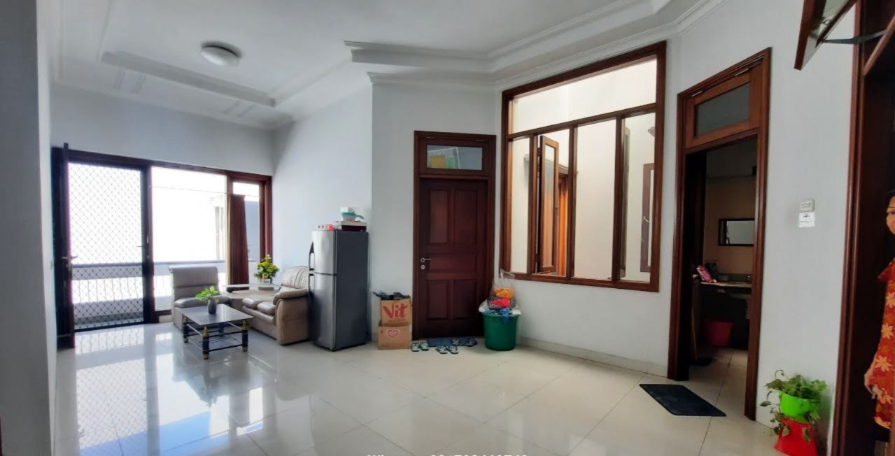 Dijual Rumah Bagus Terawat Babatan Pratama Wiyung Surabaya Barat - Thumbnail 4