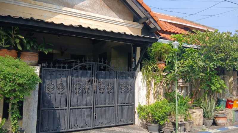 Dijual Rumah Siap Huni di Jalan Rajawali Rewwin Sidoarjo, Lokasi Strategis - Image 1