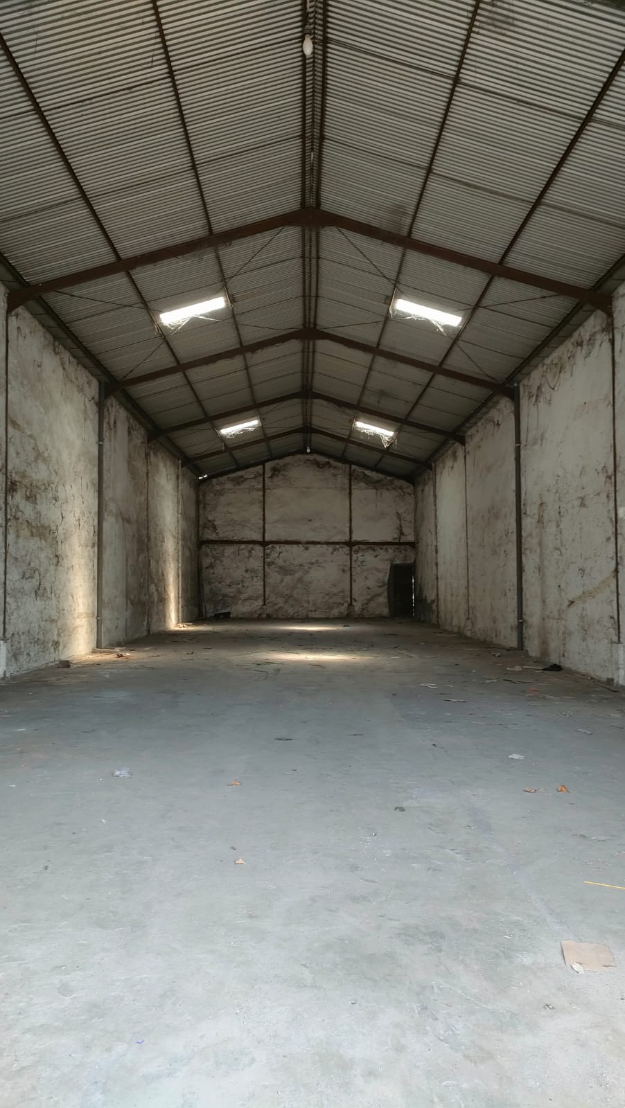 Disewakan Gudang Mutiara Margomulyo Indah Surabaya Barat - Thumbnail 3