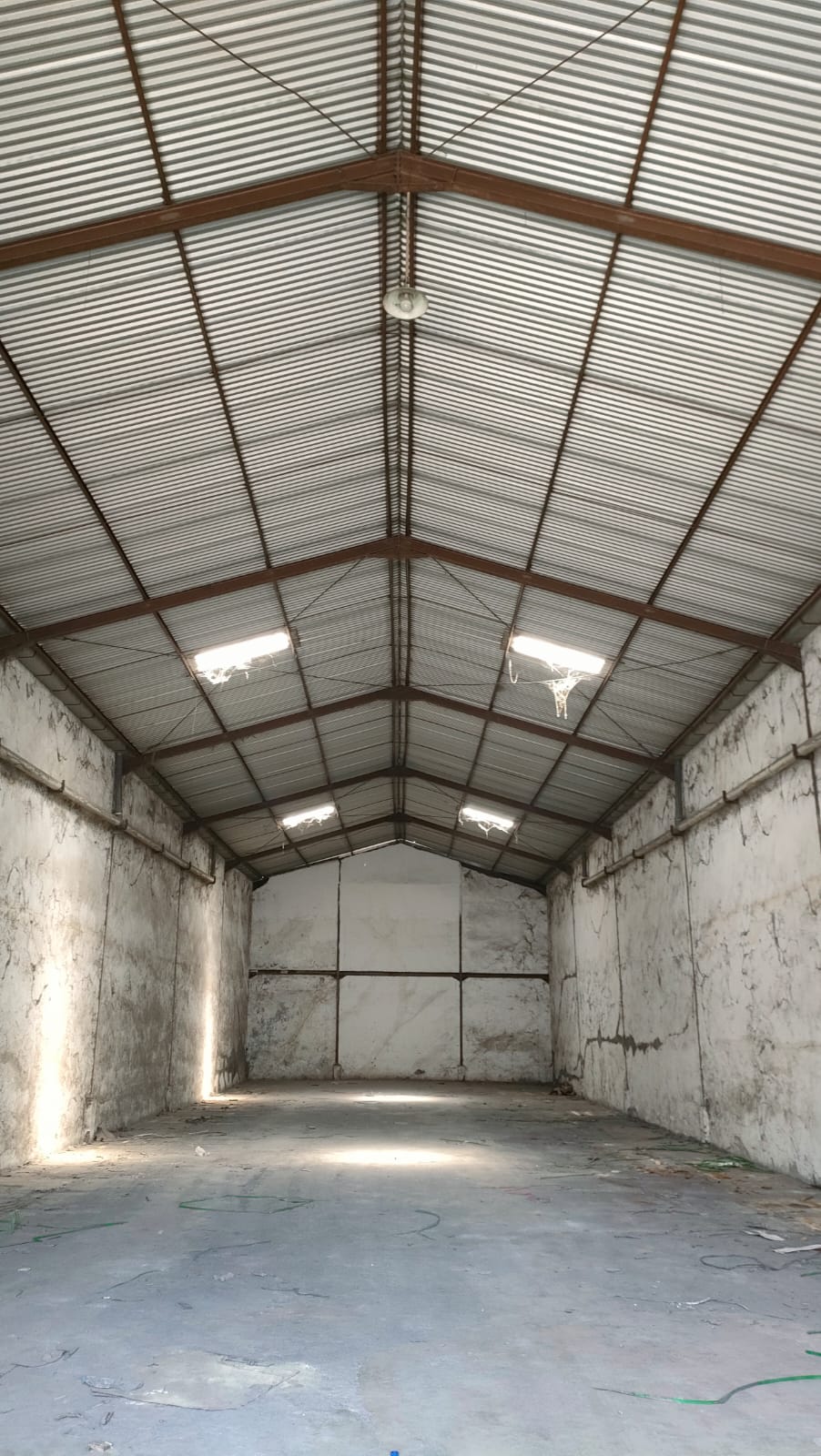 Disewakan Gudang Mutiara Margomulyo Indah Surabaya Barat - Thumbnail 5