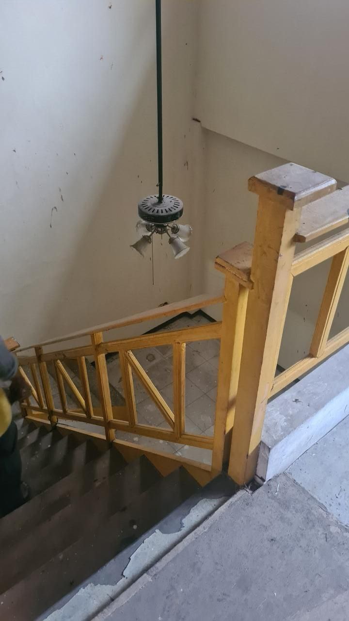 Dijual Rumah Hitung Tanah Strategis Cocok Untuk Usaha Kos Kosan di Ketintang Baru Surabaya Selatan - Thumbnail 3