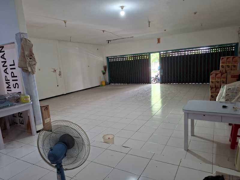Disewakan Ruko 3Lantai di jalan Adityawarman Surabaya Selatan - Thumbnail 2